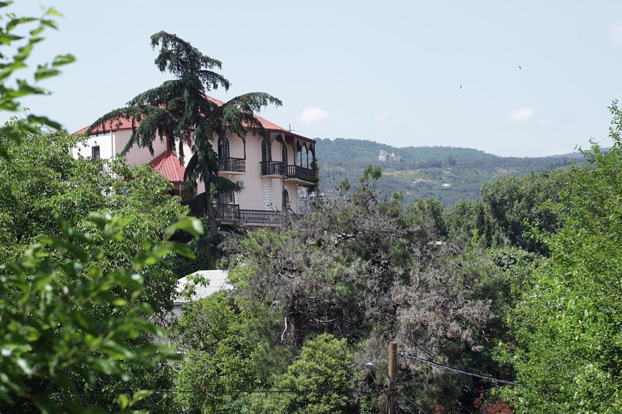 The One Boutique Hotel Тбилиси Екстериор снимка