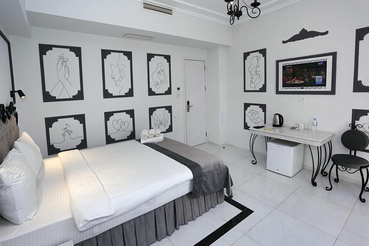 The One Boutique Hotel Тбилиси Екстериор снимка
