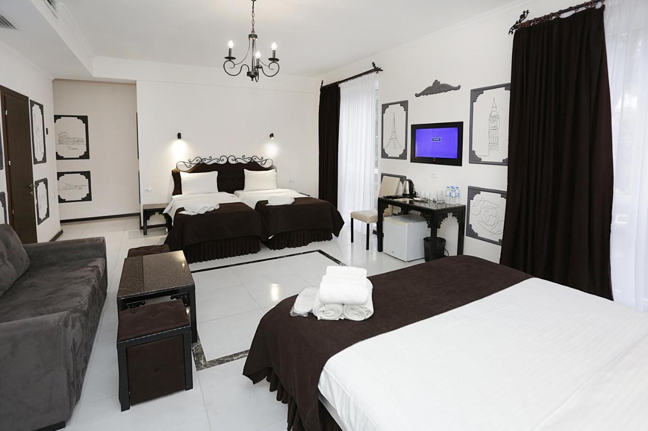 The One Boutique Hotel Тбилиси Екстериор снимка