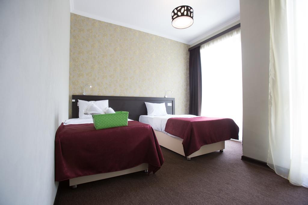 The One Boutique Hotel Тбилиси Екстериор снимка