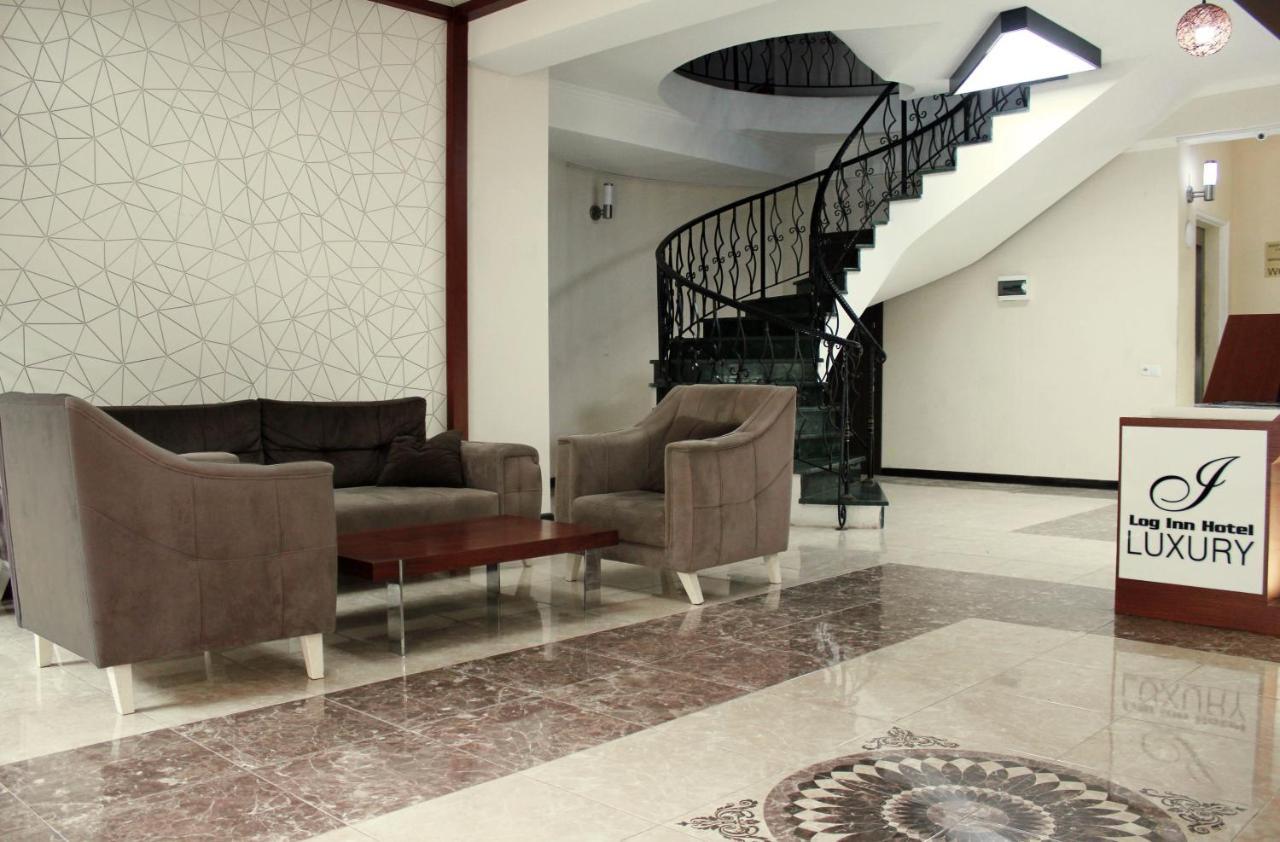 The One Boutique Hotel Тбилиси Екстериор снимка